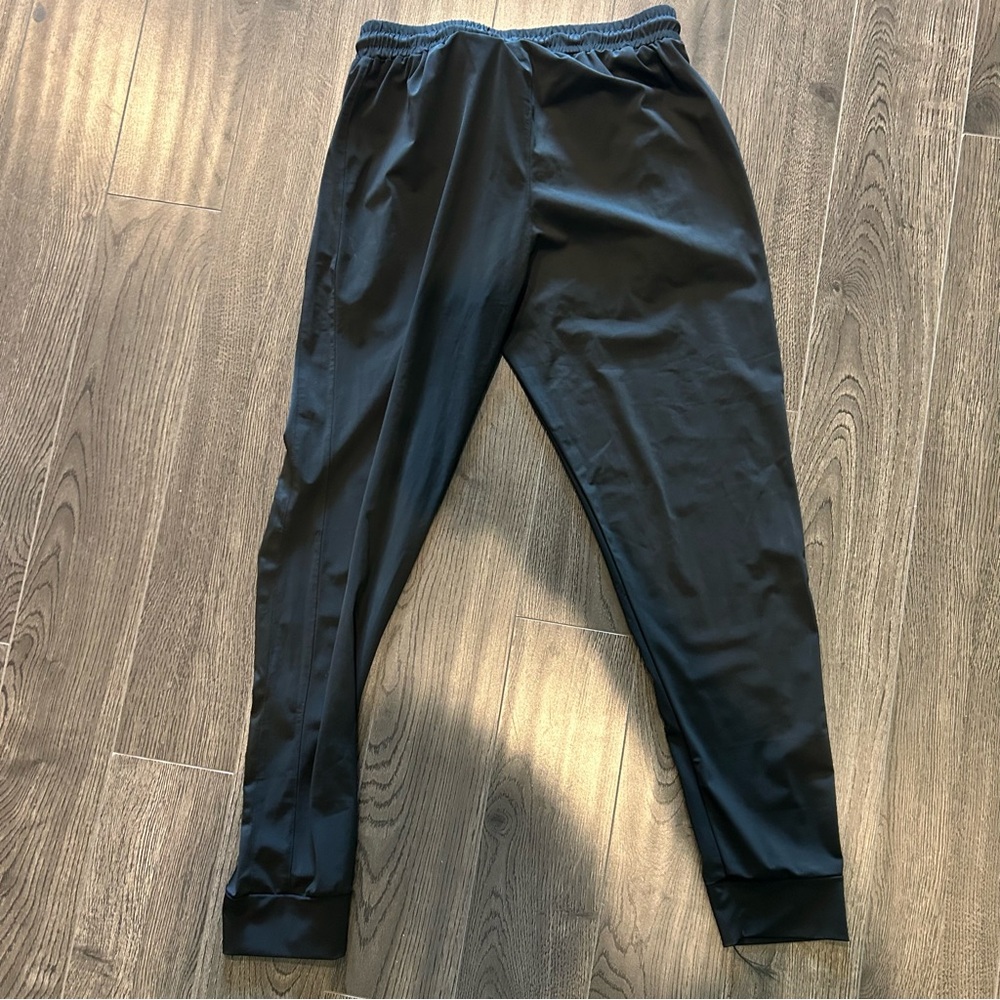 Under Armour Men's Black Track Pants NWT - Picture 4 of 6